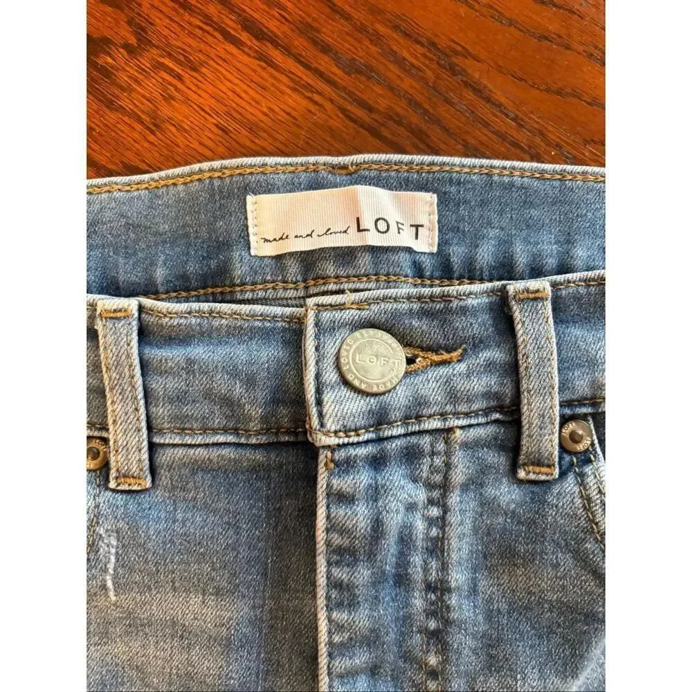 Loft High Waist Skinny Distressed Denim Shorts Size 6/28 Medium Blue Wash